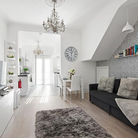 The Roost Group - Stylish Apartments Gravesend Dış mekan fotoğraf