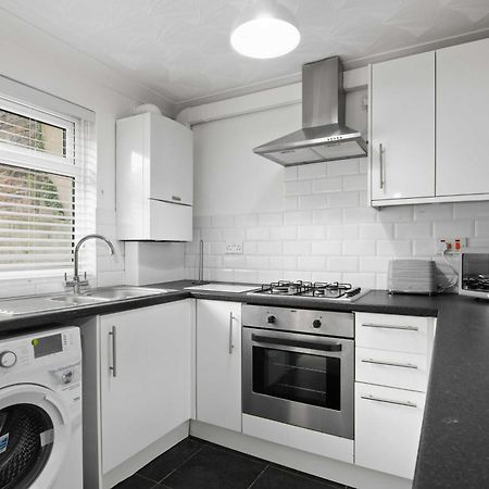 The Roost Group - Stylish Apartments Gravesend Oda fotoğraf